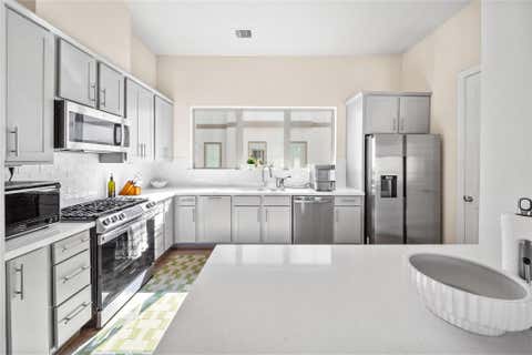 Photo of 5232 Schuler Street, Houston, TX 77007 (MLS # 88422949)