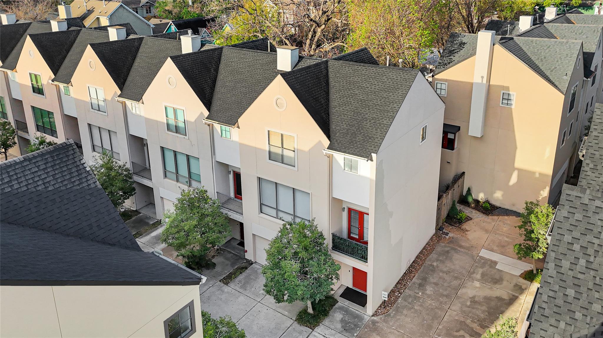 939 Colorado Street 8