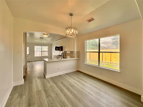 Tiny photo for 8202 Radial Court, Rosharon, TX 77583 (MLS # 50582128)