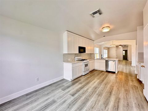 Tiny photo for 8202 Radial Court, Rosharon, TX 77583 (MLS # 50582128)