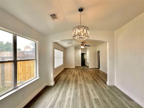 Tiny photo for 8202 Radial Court, Rosharon, TX 77583 (MLS # 50582128)