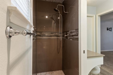 Tiny photo for 13714 Chelwood Place, Houston, TX 77069 (MLS # 4056016)