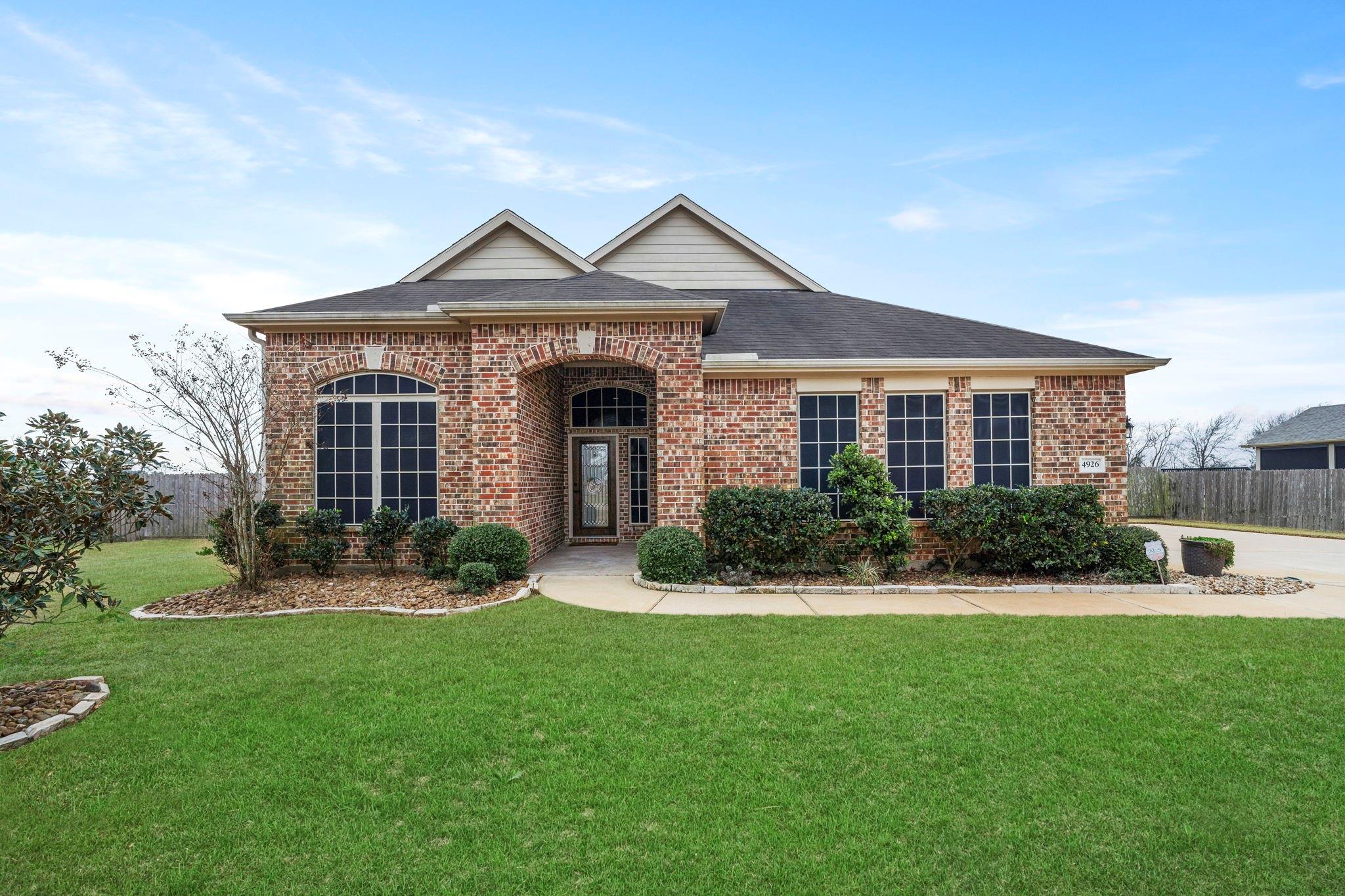 4926 Magnolia Bend Drive