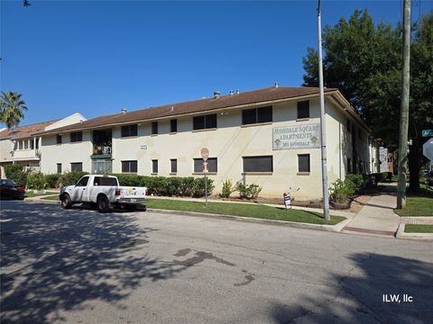 Photo of 301 Avondale Street #28, Houston, TX 77006 (MLS # 95006525)