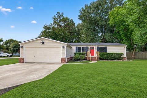Photo of 16396 Red Tail Hawk Court, Conroe, TX 77302 (MLS # 12380248)