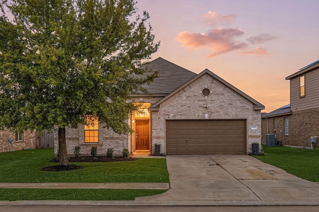 Photo of 6615 Hollow Harvest Lane, Katy, TX 77449 (MLS # 79386852)
