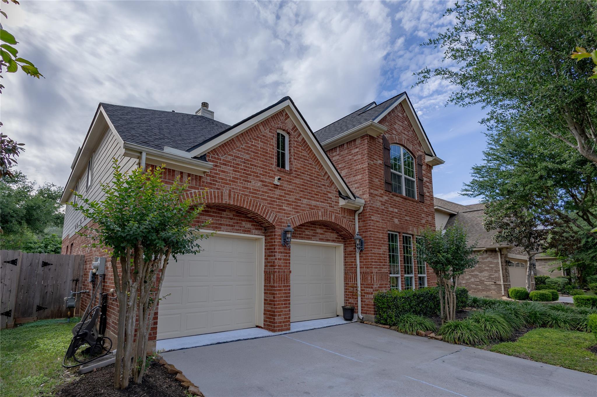 222 Trillium Drive