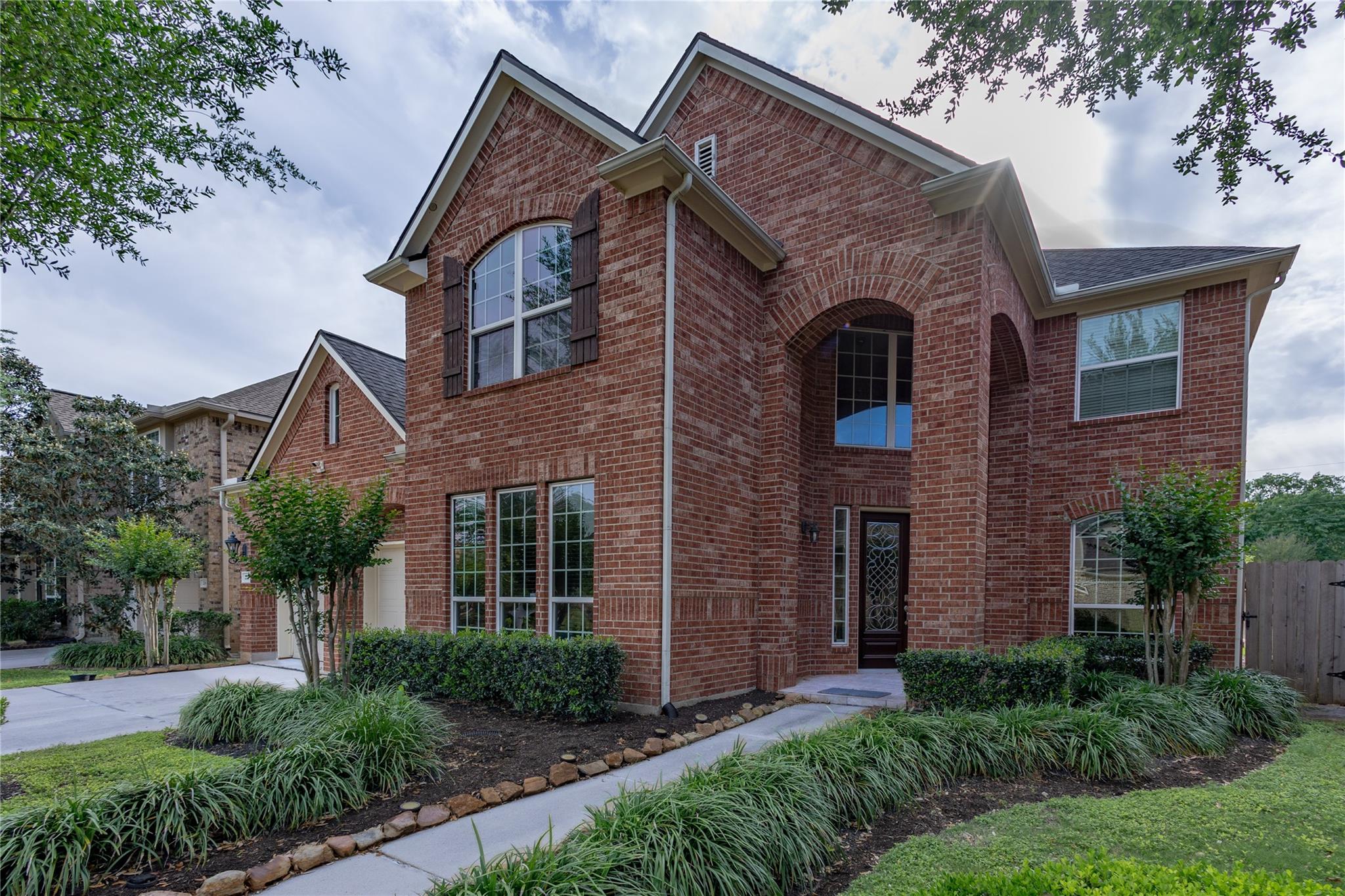 222 Trillium Drive