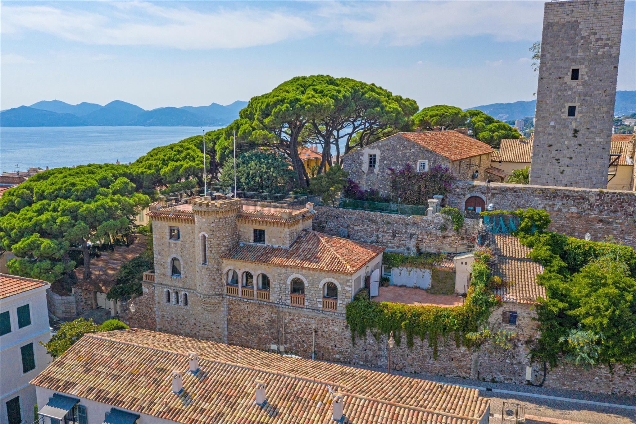 4464 Rue Du Suquet Cannes