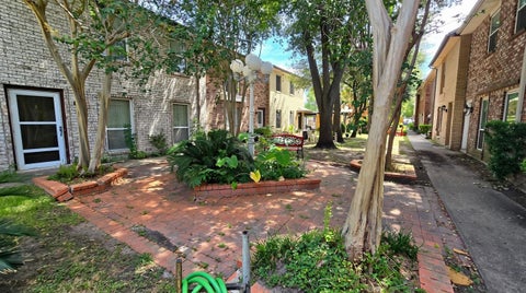 Condo For Sale - 1403 Blalock Road #14<br/> Houston, TX 77055