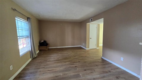 Photo of 1403 Blalock Road #14, Houston, TX 77055 (MLS # 40432393)