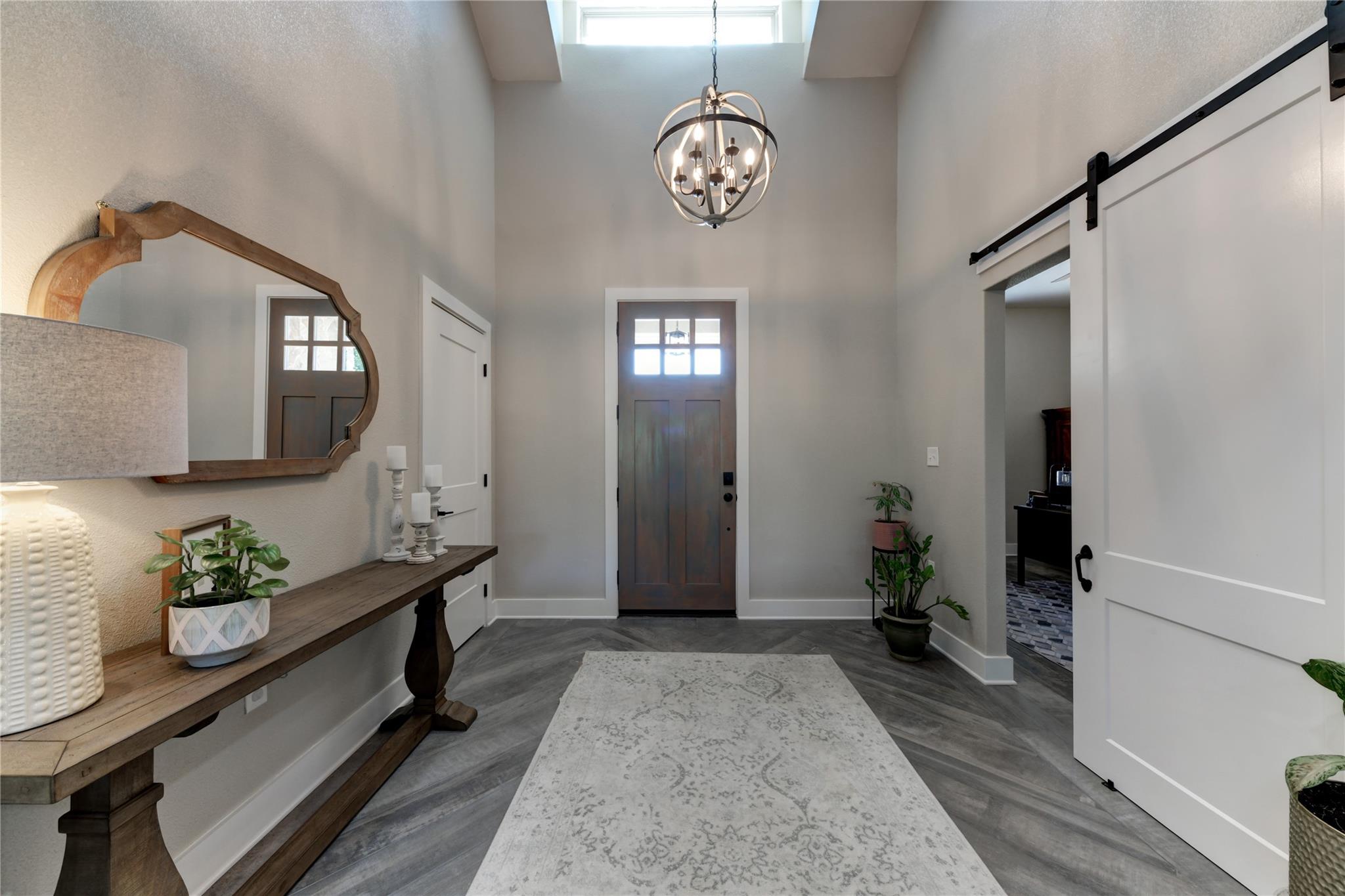 811 Long Meadow