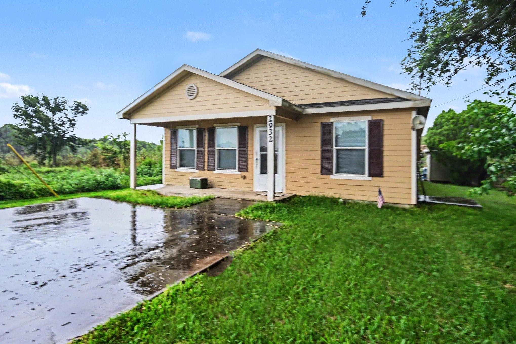 2932 Shady Creek Lane