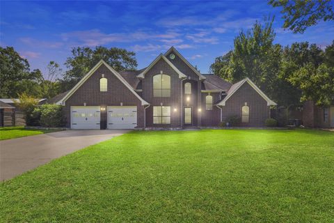 Photo of 223 Oetken W, Anahuac, TX 77514 (MLS # 39905819)