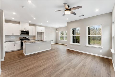 Photo of 5101 Rue Street #B, Houston, TX 77033 (MLS # 21796288)