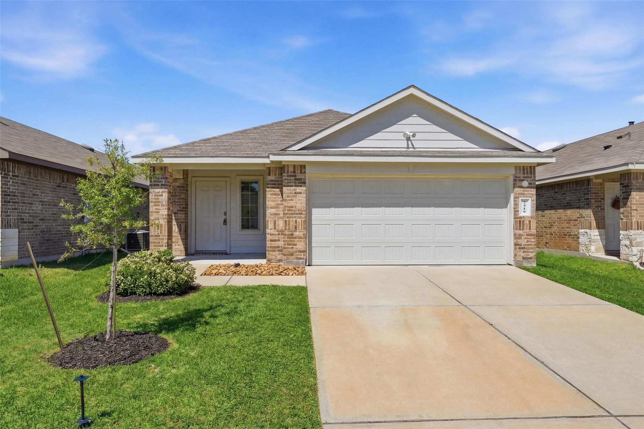 2419 Roaming Elk Court