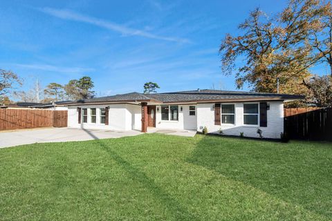 Homes For Sale - 16121 Palm Street<br/> Channelview, TX 77530