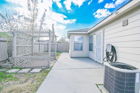 Tiny photo for 15639 Western Skies Drive, Houston, TX 77086 (MLS # 17732757)