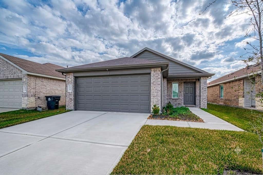 Photo of 24307 Oriole Summit Drive, Spring, TX 77373 (MLS # 4247434)