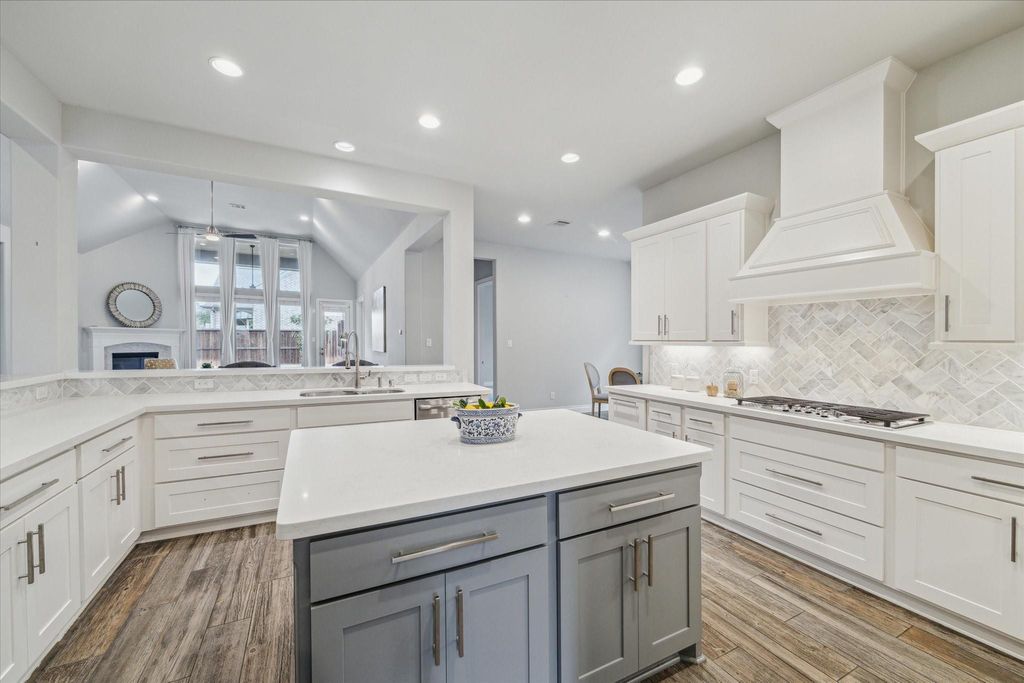 Photo of 16503 Whiteoak Canyon Drive, Humble, TX 77346 (MLS # 65271007)