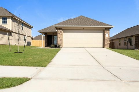 Photo of 208 Fallow Deer Drive, Huntsville, TX 77320 (MLS # 65936794)