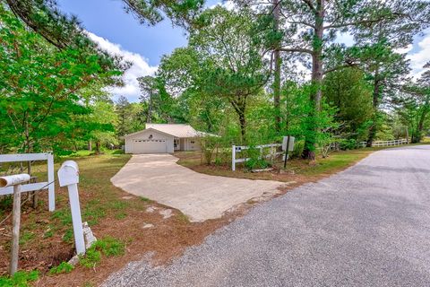Photo of 8 Vick Road, New Waverly, TX 77358 (MLS # 8882793)