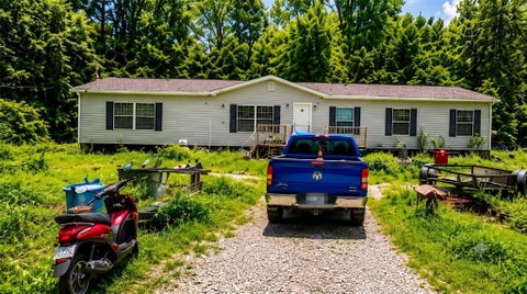 Photo of 5318 Lesleigh Circle, Orange, TX 77632 (MLS # 74332744)