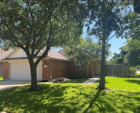 Photo of 5523 Autumn Ash Lane, Rosharon, TX 77583 (MLS # 45608594)