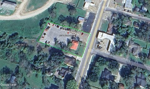 Photo of 605 N Richmond Road Rd, Wharton, TX 77488 (MLS # 27003915)