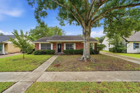 Photo of 12355 Westella Drive, Houston, TX 77077 (MLS # 45210829)