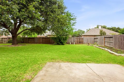 Tiny photo for 1322 Kirby Lake Court, Richmond, TX 77406 (MLS # 30698138)