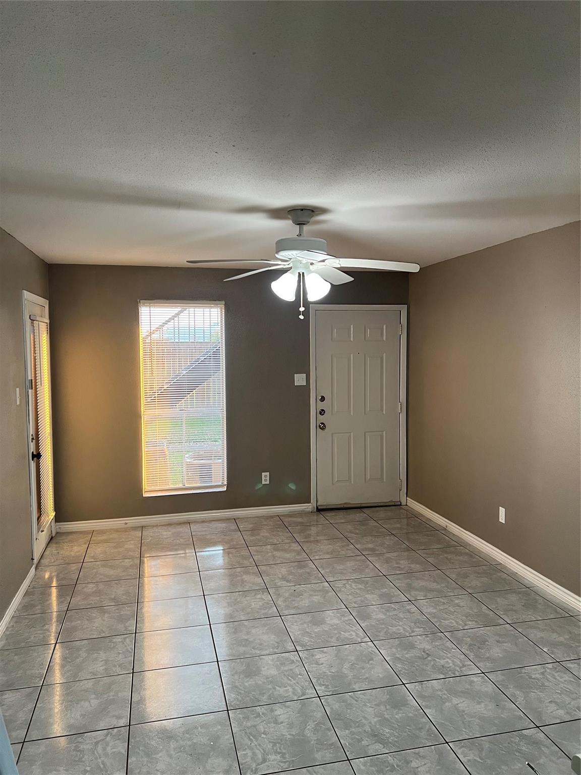 3900 Woodchase Drive 163