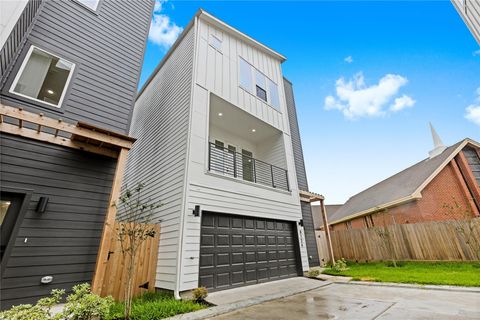 Photo of 812 Elkhart Street #C, Houston, TX 77091 (MLS # 39323719)