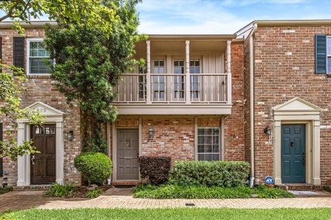 Photo of 5827 Valley Forge Drive #83, Houston, TX 77057 (MLS # 52398657)
