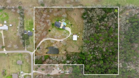 7000 Woodland Lakes Drive Willis TX 77378