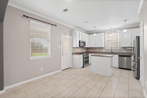 Tiny photo for 12515 Silverwood Springs Place, Houston, TX 77014 (MLS # 423888)