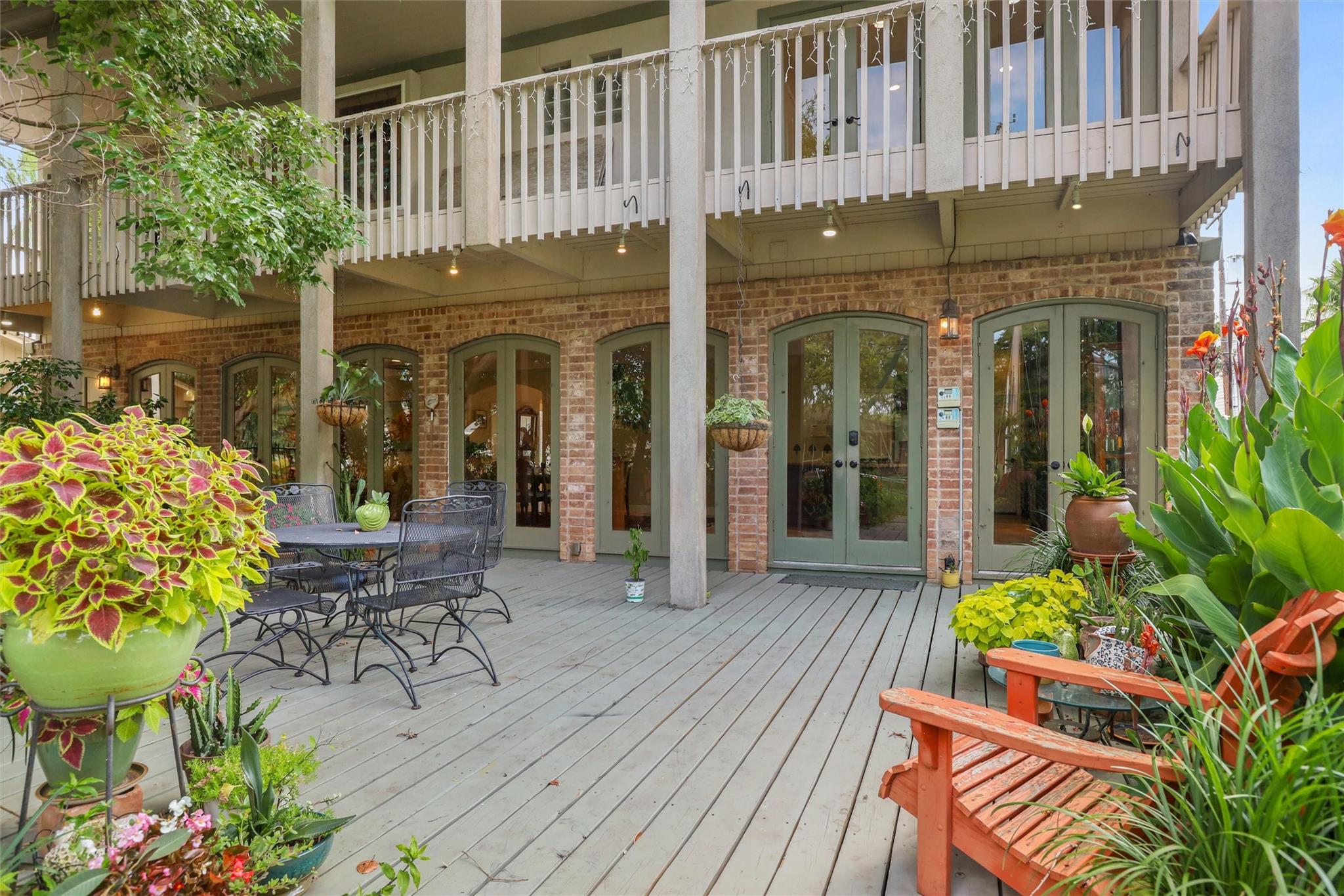 5 Harbor Lane