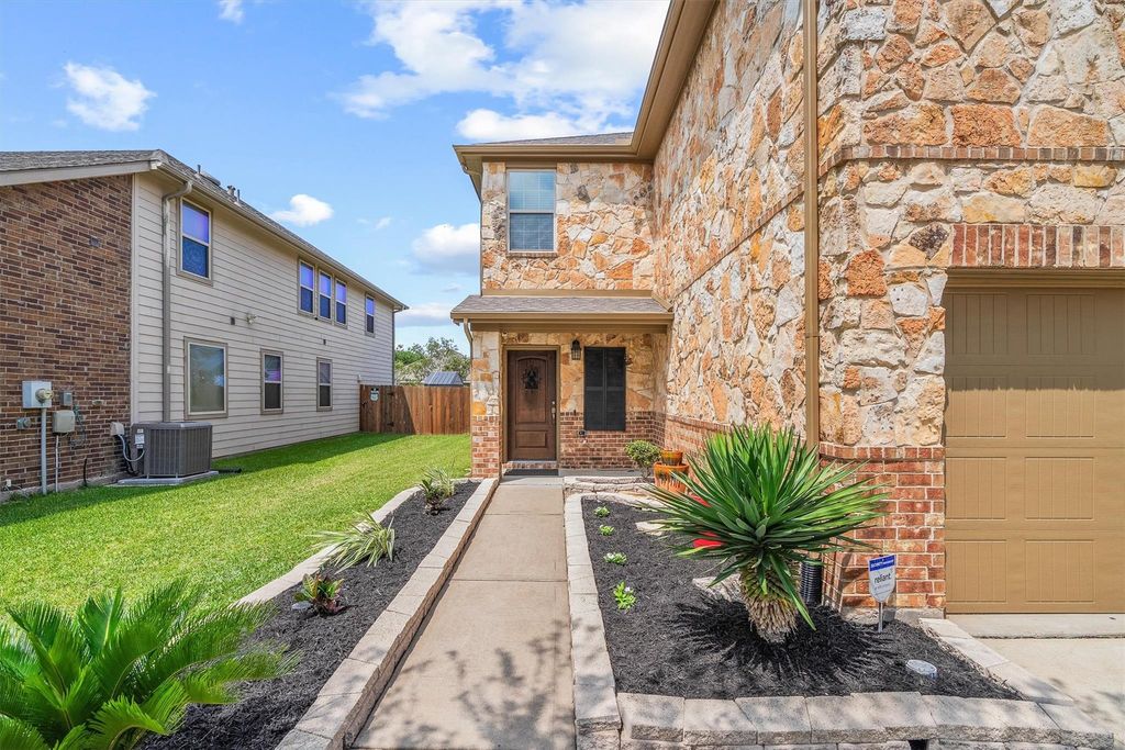 Photo of 3611 Sumner Lodge Drive, Katy, TX 77449 (MLS # 97684497)