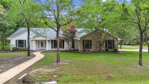 Photo of 195 Coral Gables, Trinity, TX 75862 (MLS # 78755258)