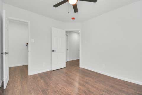 Tiny photo for 262 De Boll Street, Houston, TX 77022 (MLS # 47208270)