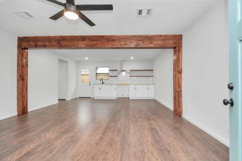 Tiny photo for 262 De Boll Street, Houston, TX 77022 (MLS # 47208270)
