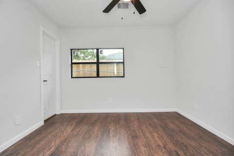 Tiny photo for 262 De Boll Street, Houston, TX 77022 (MLS # 47208270)