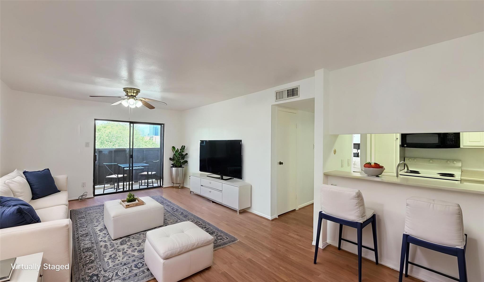 3075 Walnut Bend Lane 36
