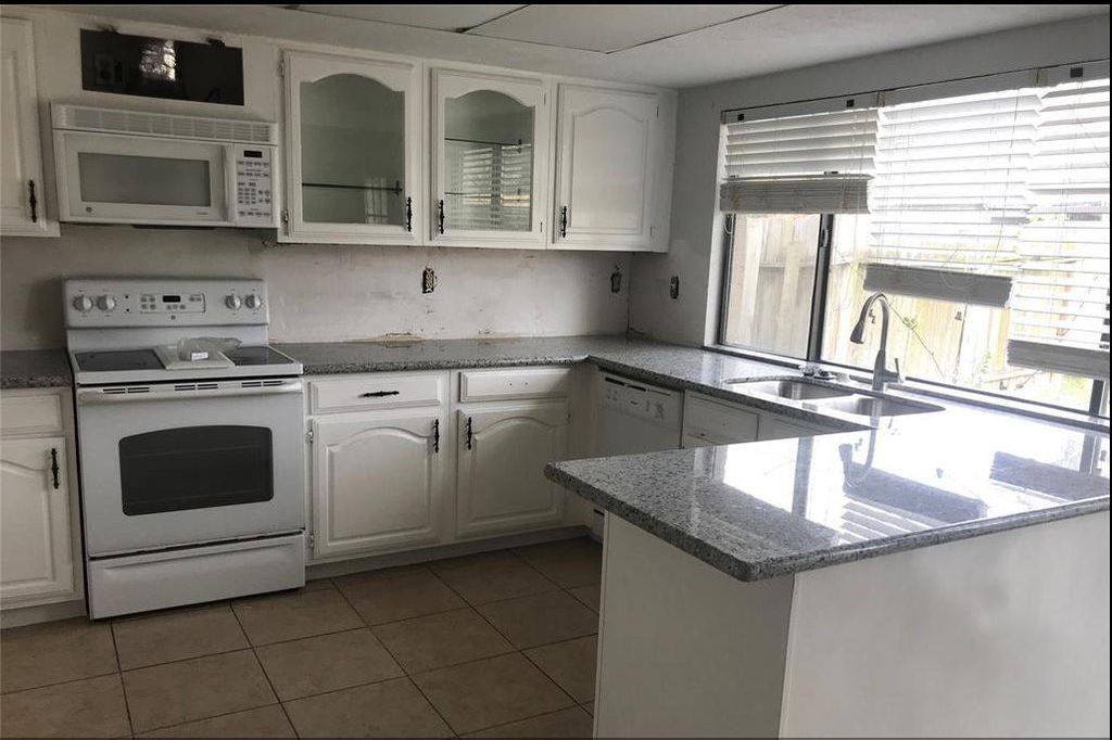 Photo of 15323 Mira Vista Drive, Houston, TX 77083 (MLS # 84419005)