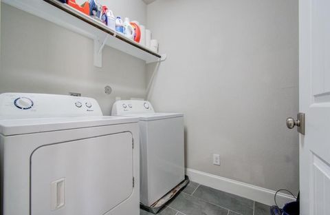 Tiny photo for 243 W 27th Street, Houston, TX 77008 (MLS # 70493221)