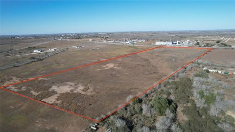 Vacant Land For Sale - TBD Hwy 181<br/> Karnes County, Karnes City, TX 78118