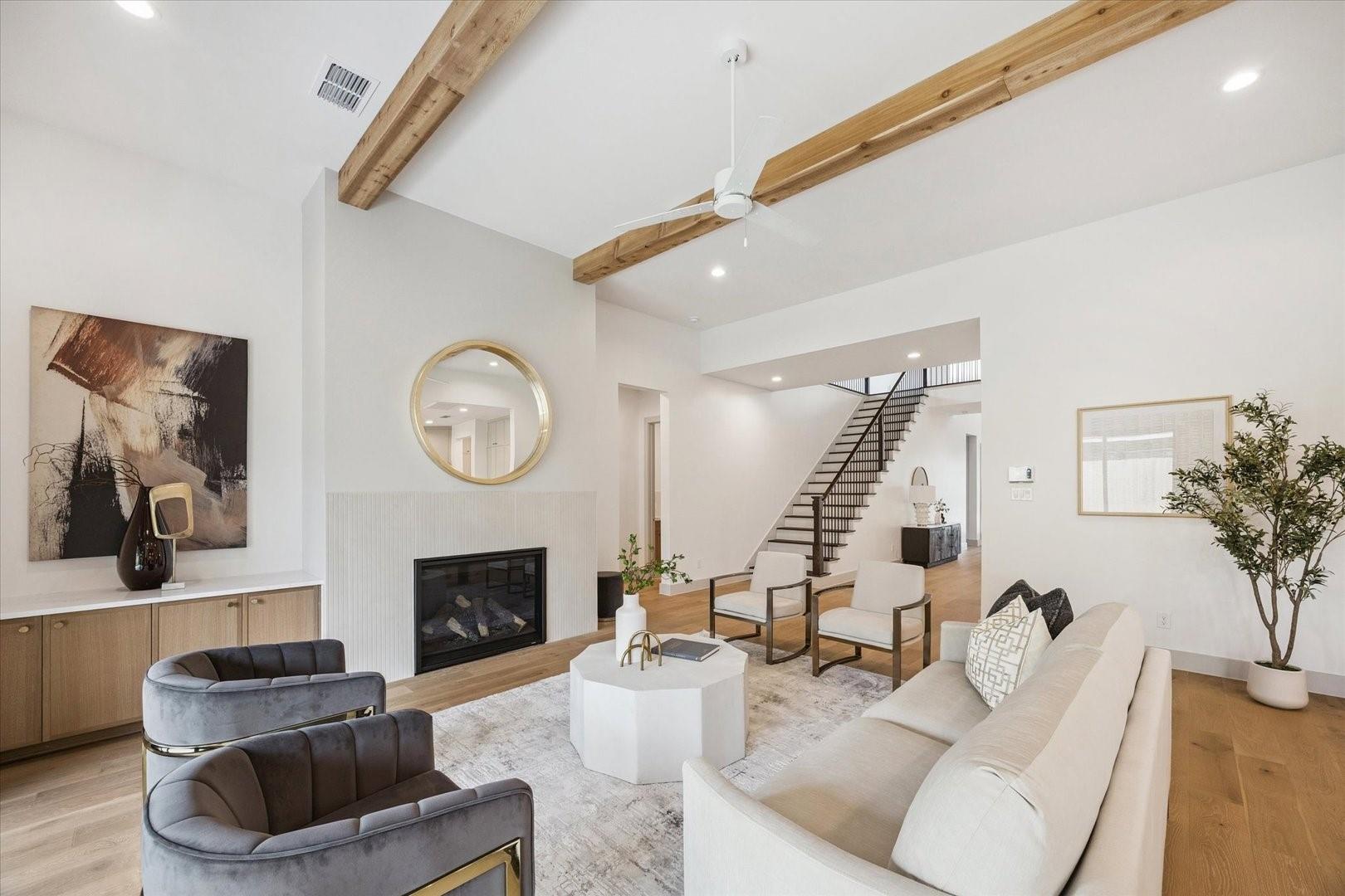 1341 Candlelight Lane