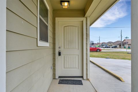 Photo of 167 S Bend Court #A, Willis, TX 77378 (MLS # 77254674)