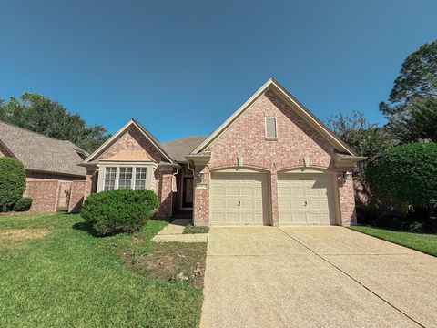 Photo of 16018 Tall Pine Drive, Pasadena, TX 77059 (MLS # 95027112)