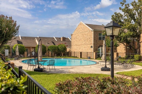 Townhouse For Rent - 600 Wilcrest Drive #57<br/> Harris County, Houston, TX 77042